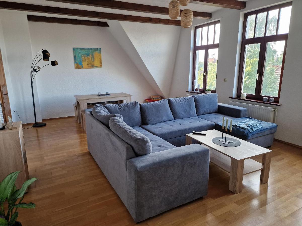 98Qm Wohnung Im Villenviertel - Voll Ausgestattet Mit Balkon Und Kamin - Wlan Gratis Wilhelmshaven Exterior photo