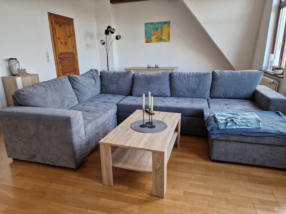 98Qm Wohnung Im Villenviertel - Voll Ausgestattet Mit Balkon Und Kamin - Wlan Gratis Wilhelmshaven Exterior photo